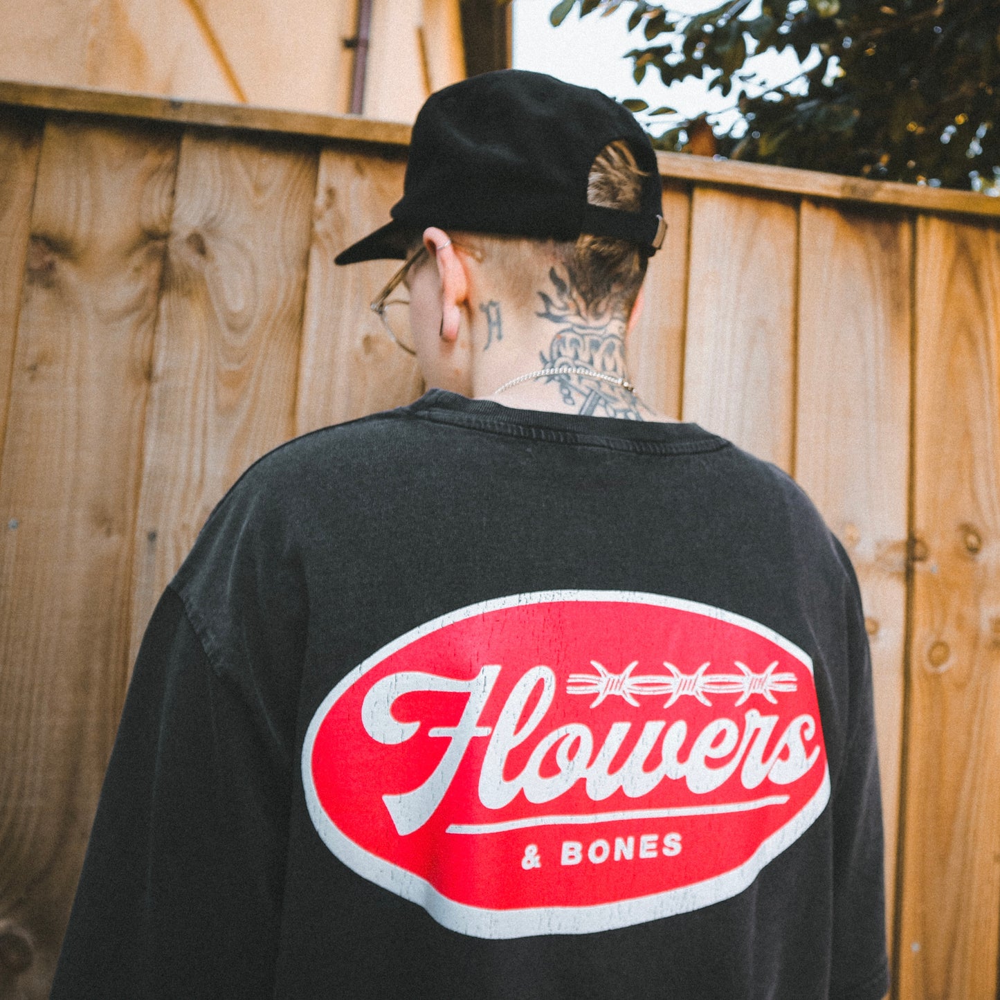 TRUCKER TEE - WASHED BLACK
