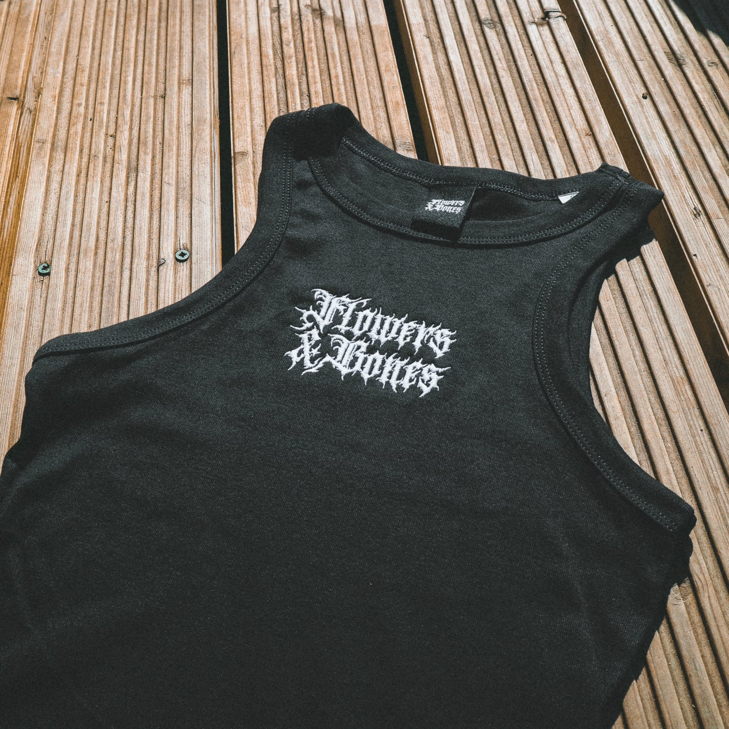 LOGO CROP TOP - BLACK