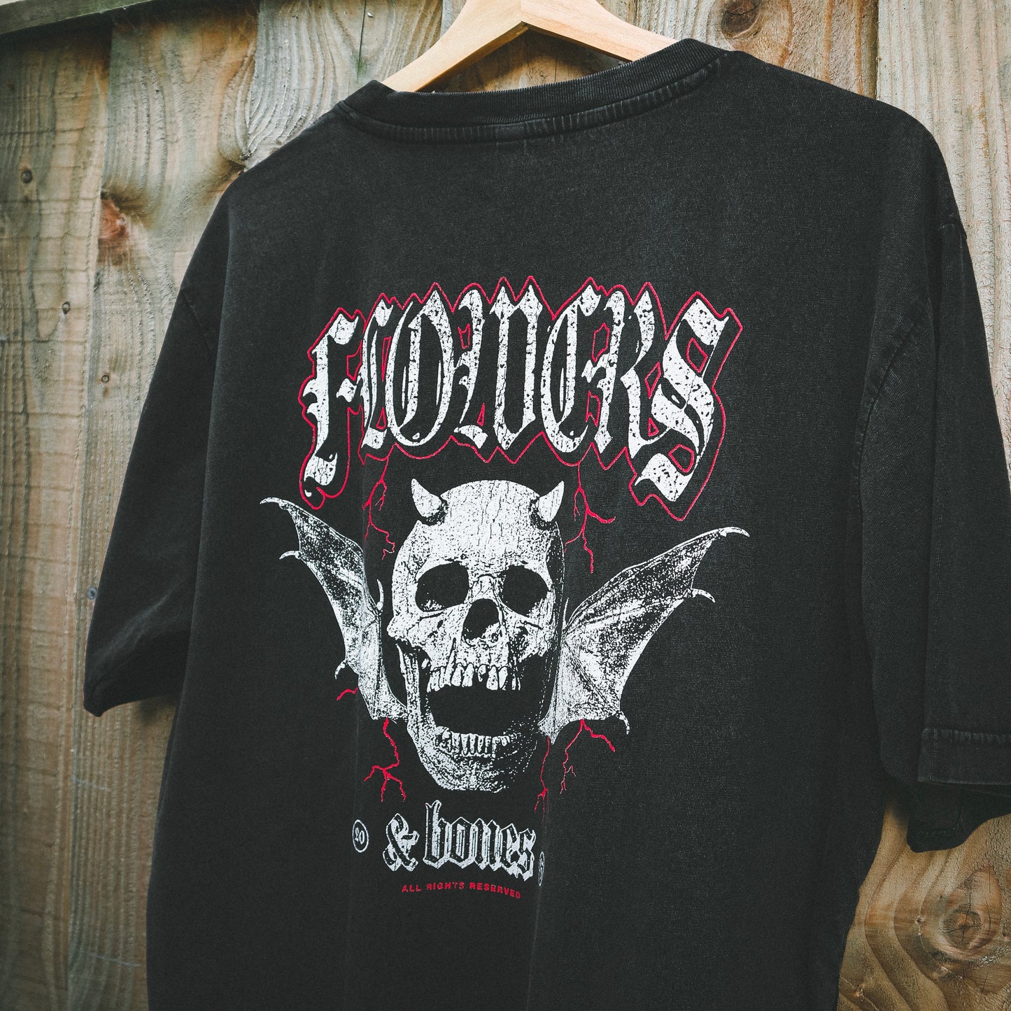 WINGED SKULL TEE - WASHED BLACK