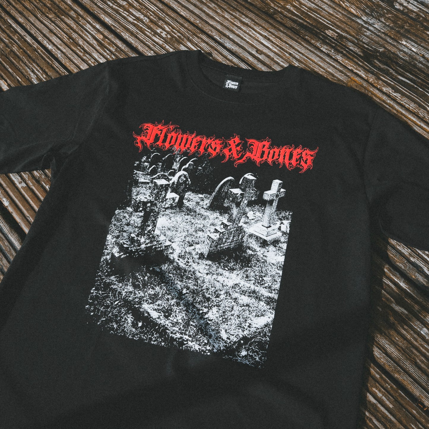 GRAVEYARD TEE